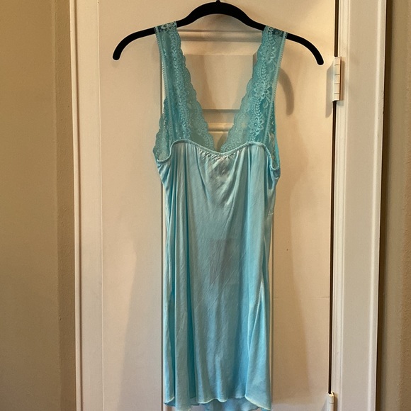 NWOT Venti6 Lace trim cami Turquoise SZ L - Picture 2 of 5
